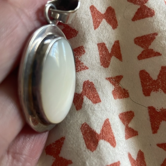 Large genuine stone sterling silver pendant - Picture 2 of 3